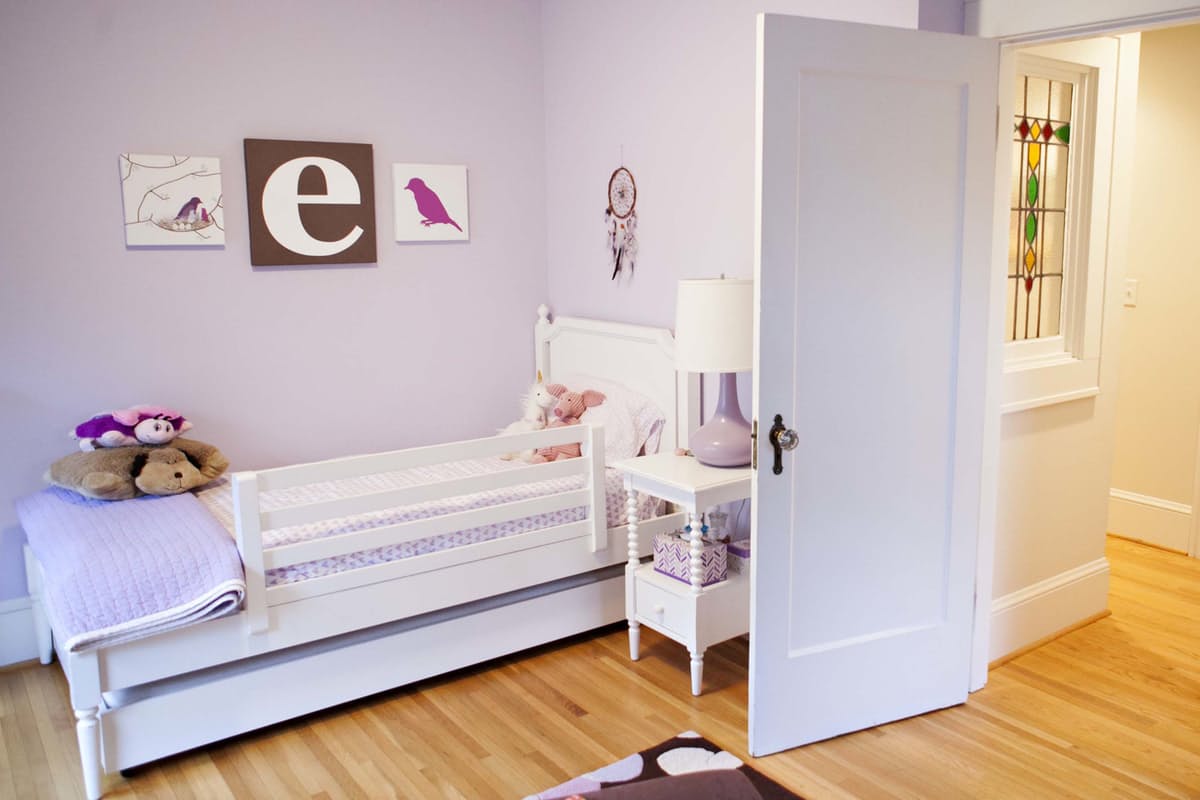 The eldest daughter's room as shot for Apartment Therapy . Photography by Heather V. Keeling . 