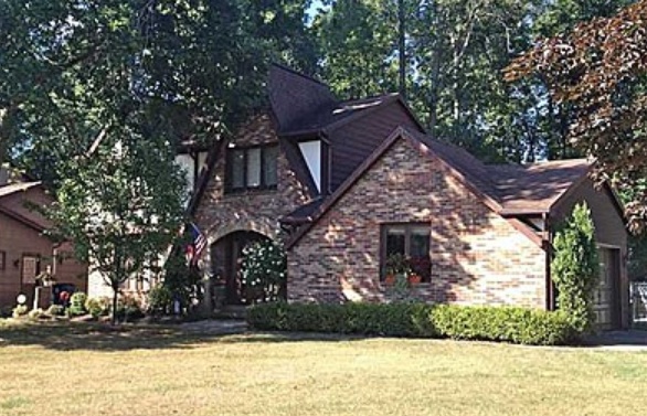 SOLD: 129 Treebrooke Ct, Williamsville | $204,900