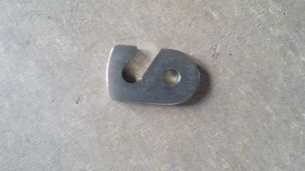 J/70 Spreader Retainer Clip