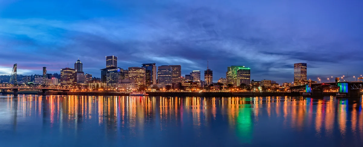 30-frame Ultra-Hi-Rez Pano 35mm at F16 for 4 seconds per frame at ISO 64 (Click to Enlarge)