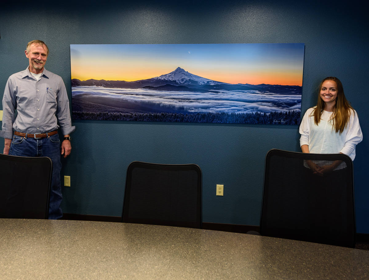 Bill Mackie and Laura Lovell at Applied Physics Technologies
