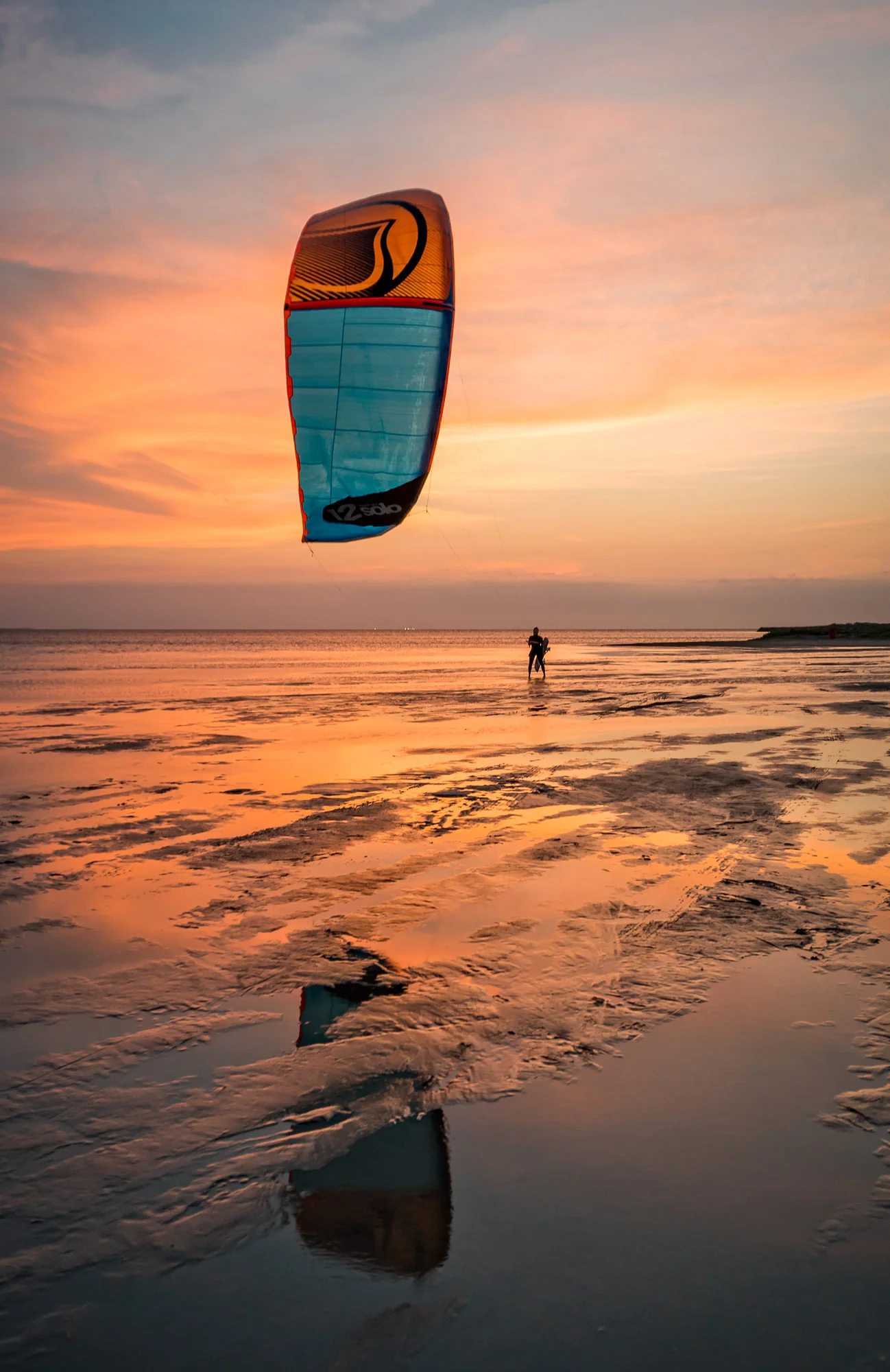 Kiteboarding — Hudson Henry Photography Blog — Hudson Henry Landscape