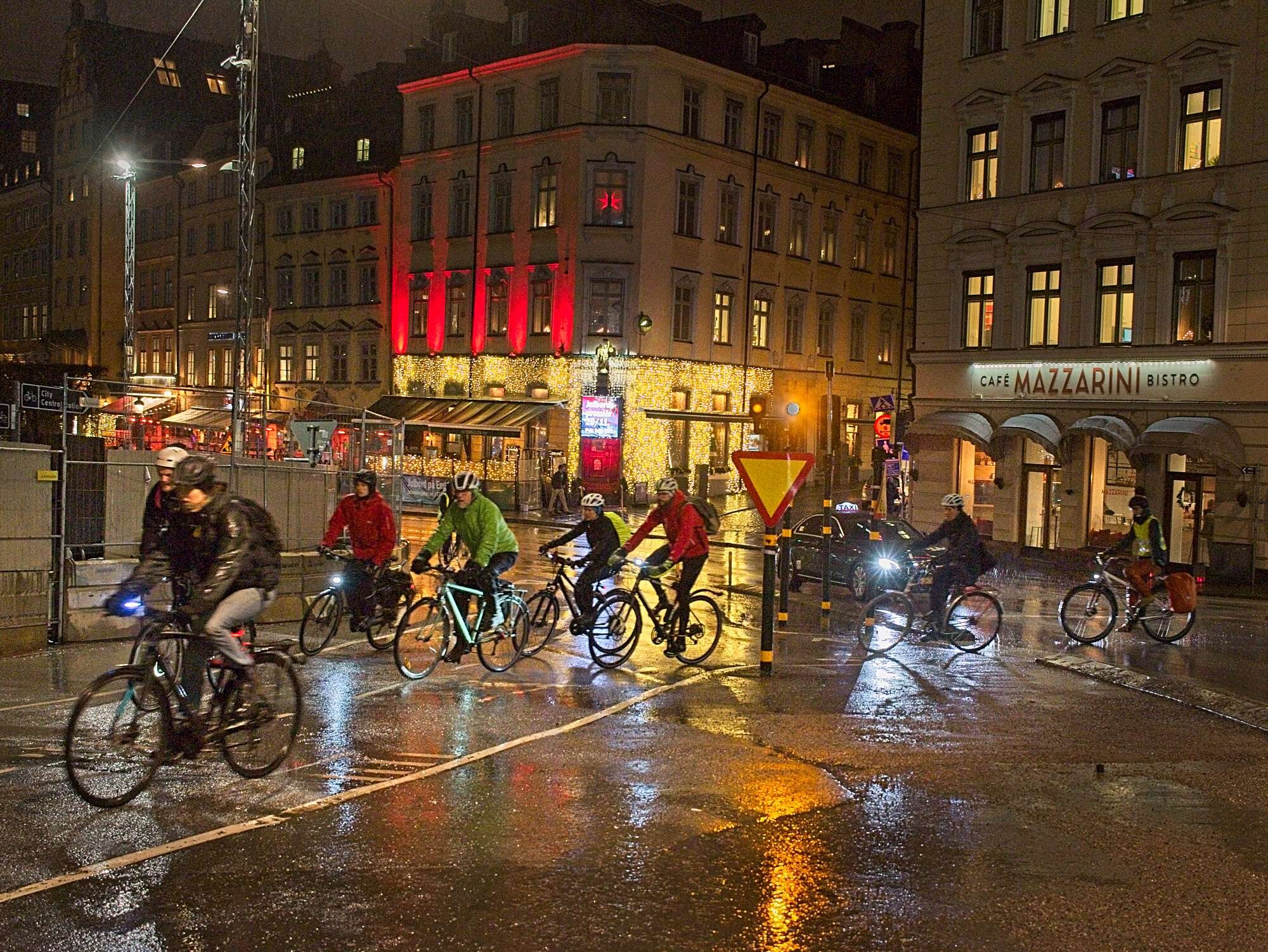 Commuters by Arne Wallers.jpg