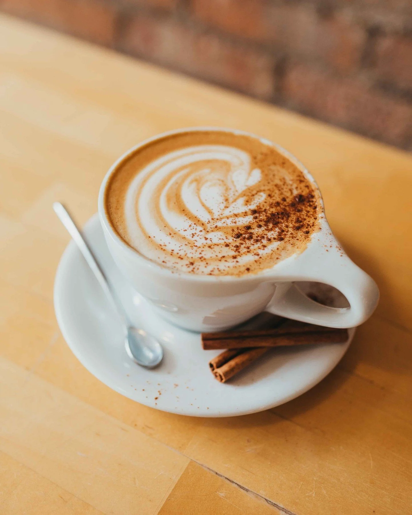 Cozy in a cup! ✨ Our fall menu is pouring now: harvest spice latte, elderberry healer tea, and more. What will you try first?!