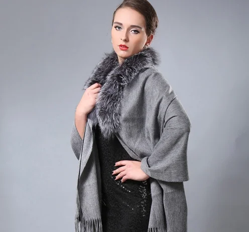 grey silver cape.JPG