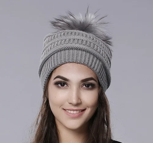 Knitted Beanie with Fox Pom Pom — The Alaska Gift Company display picture 2
