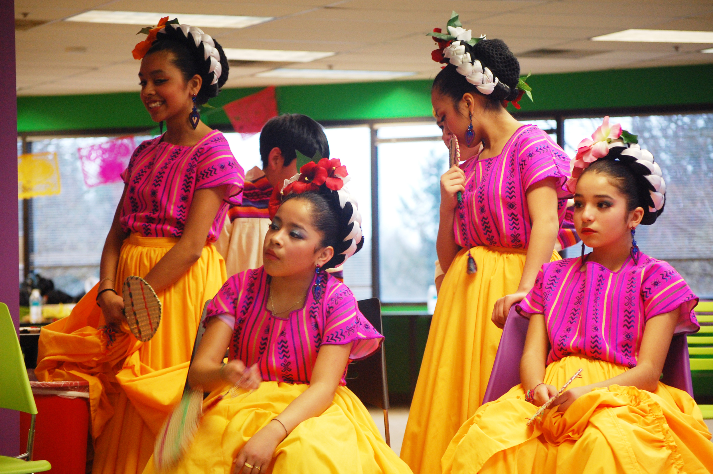 Forest Grove's Mexico en La Piel dance troupe