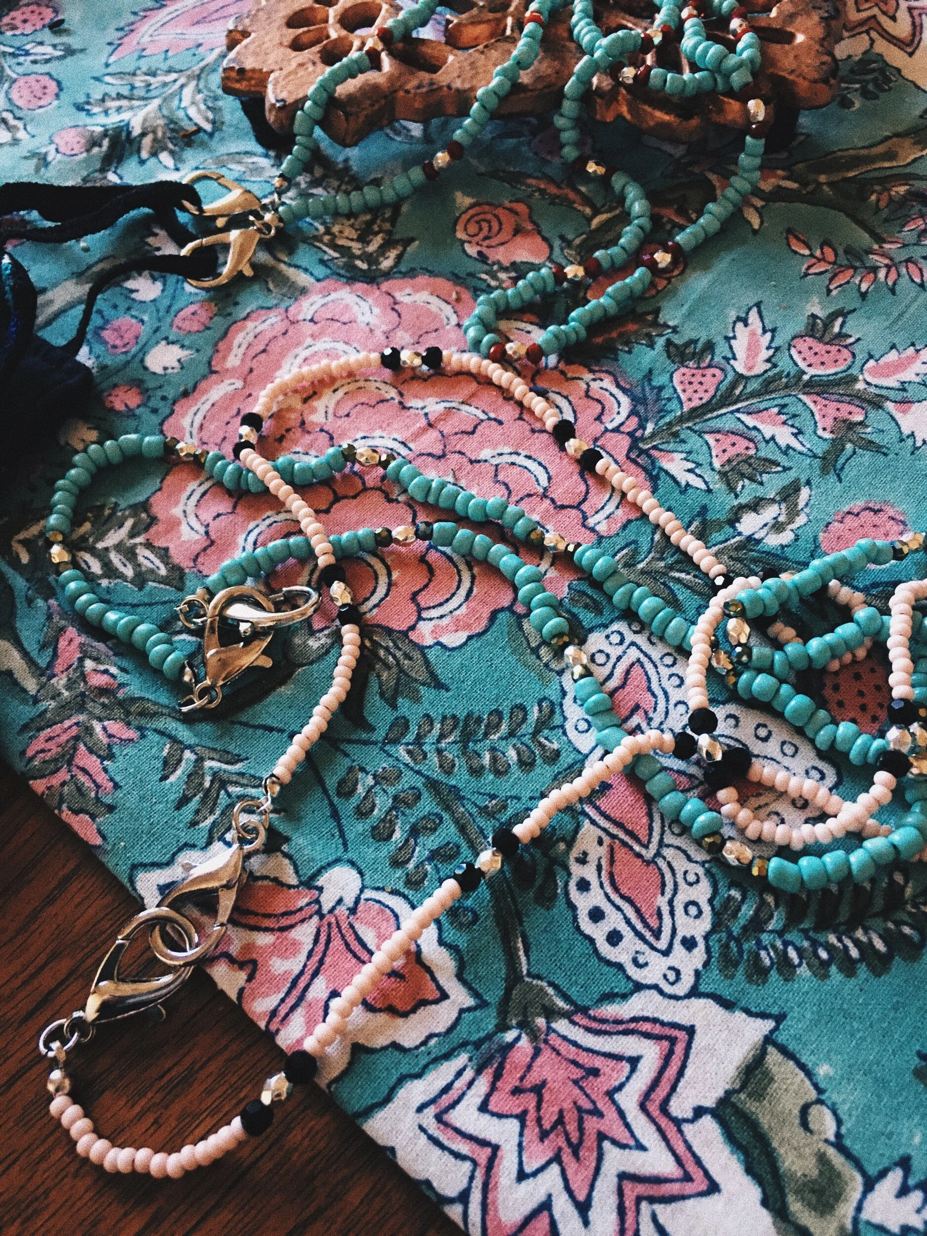 F06F2765-5E6B-475B-AD8C-A9227E581FFB