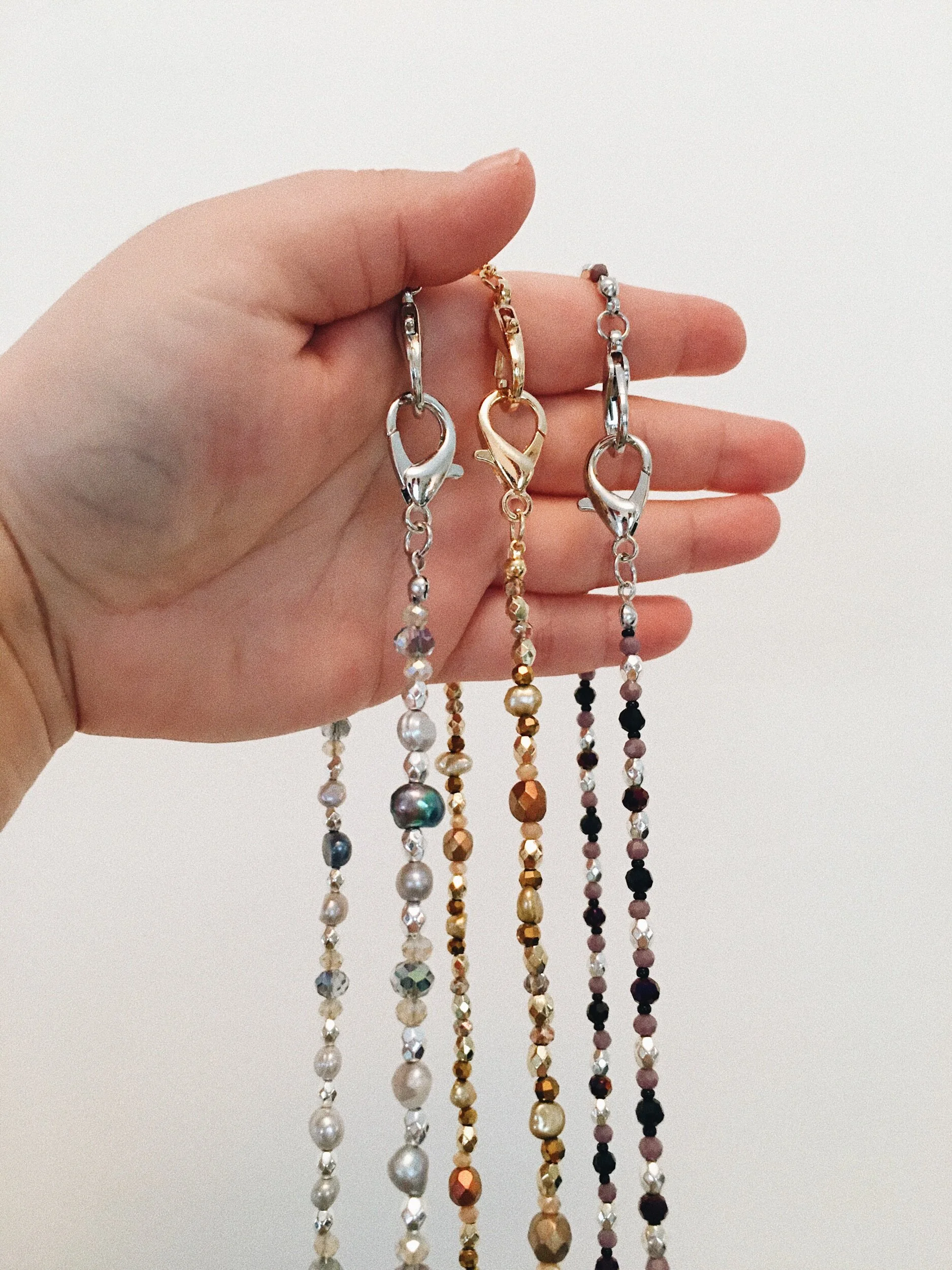 D5620B28-2270-4F4F-A6F1-E4625F1FCBA7