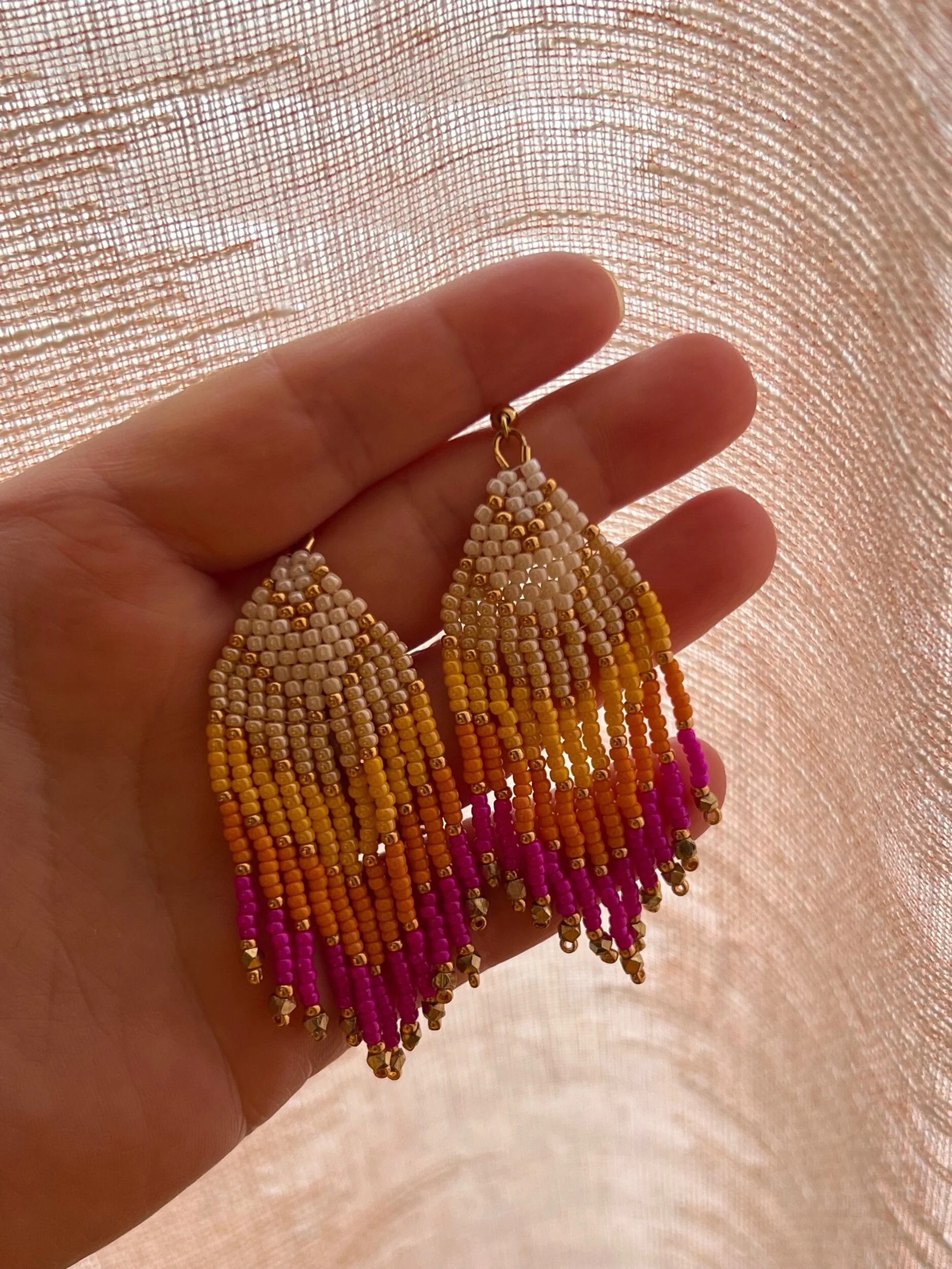 4F14403A-64C4-4CD0-B955-85E30C73FFB2