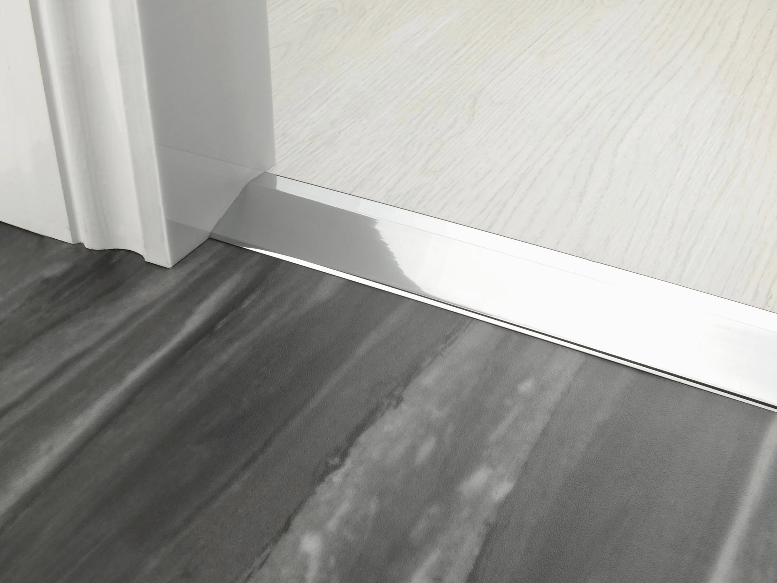 stairrods-doorbar-chrome-14mm-ramp.jpg