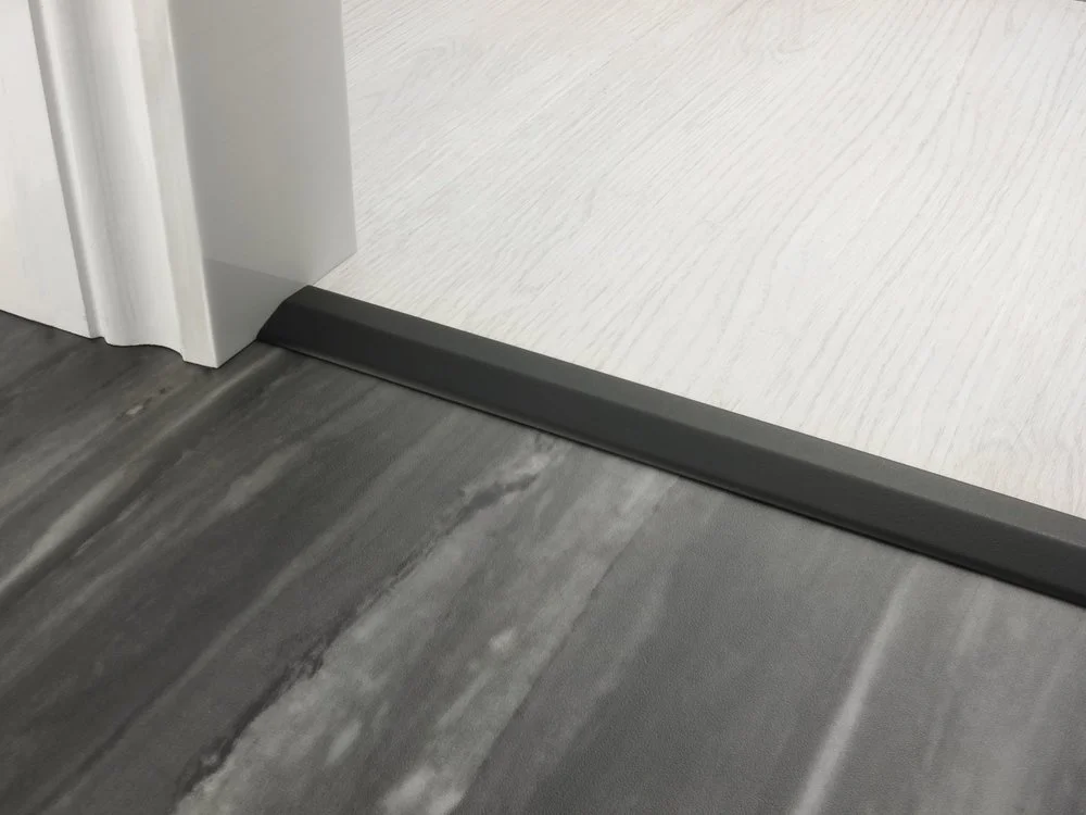 stairrods-doorbar-satin-black-two-way-ramp-4-5mm.jpg