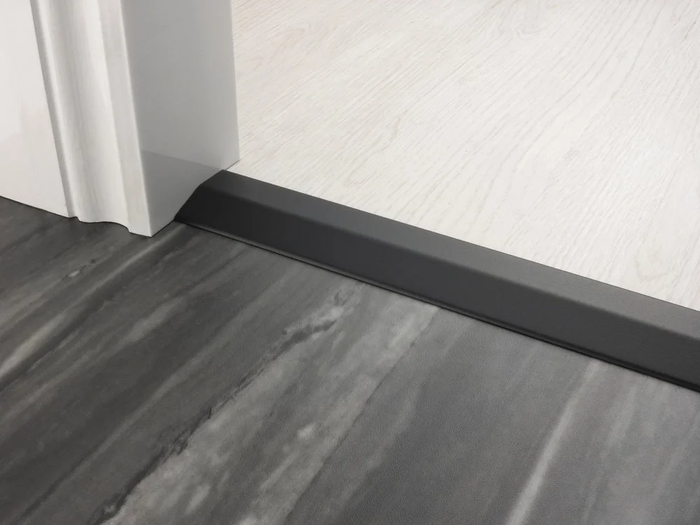stairrods-doorbar-satin-black-two-way-ramp-8-9mm.jpg