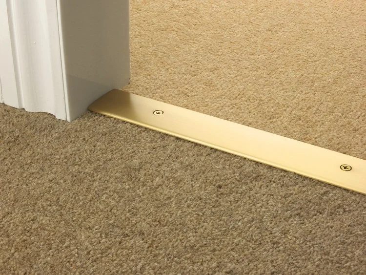 door_bar_satin_brass_cover_carpet_carpet.jpg