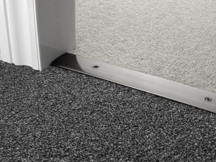 door_bar_pewter_cover_carpet_carpet.jpg