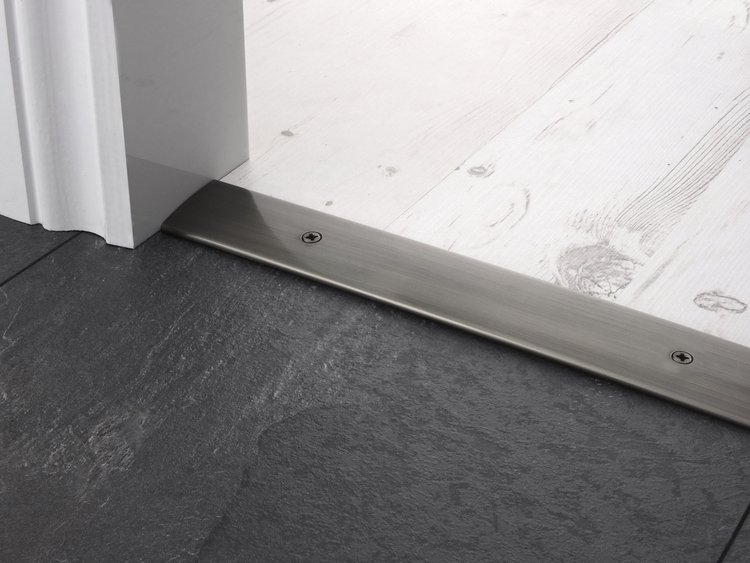 door_bar_pewter_cover.jpg
