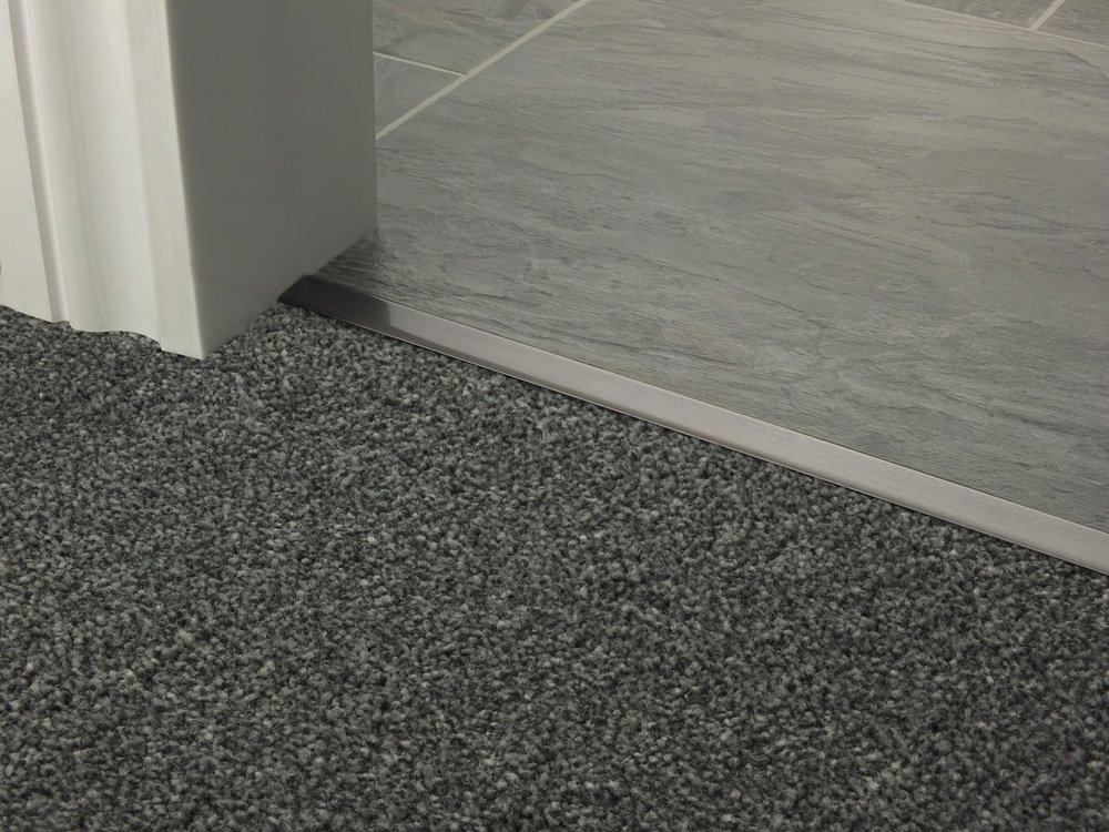 door_bar_square_pewter_carpet_tile.jpg