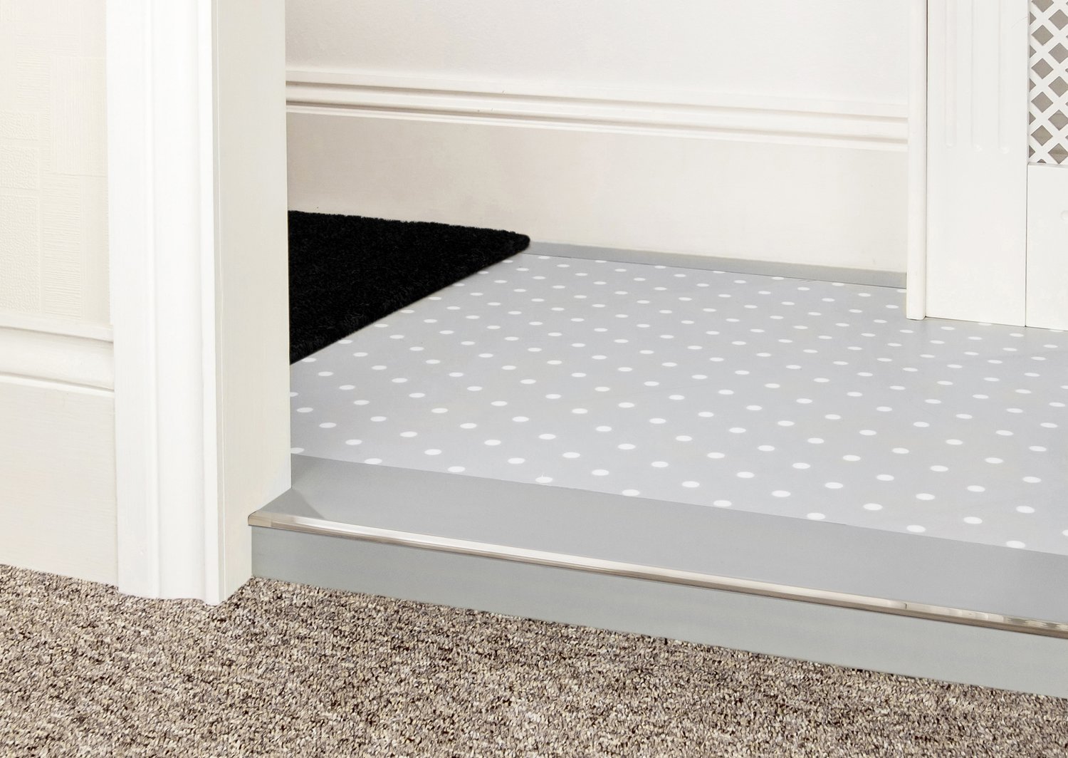 stairrods-satin-nickel-premier-trim-little-lip-step-harvey-maria-spot-stone.jpg