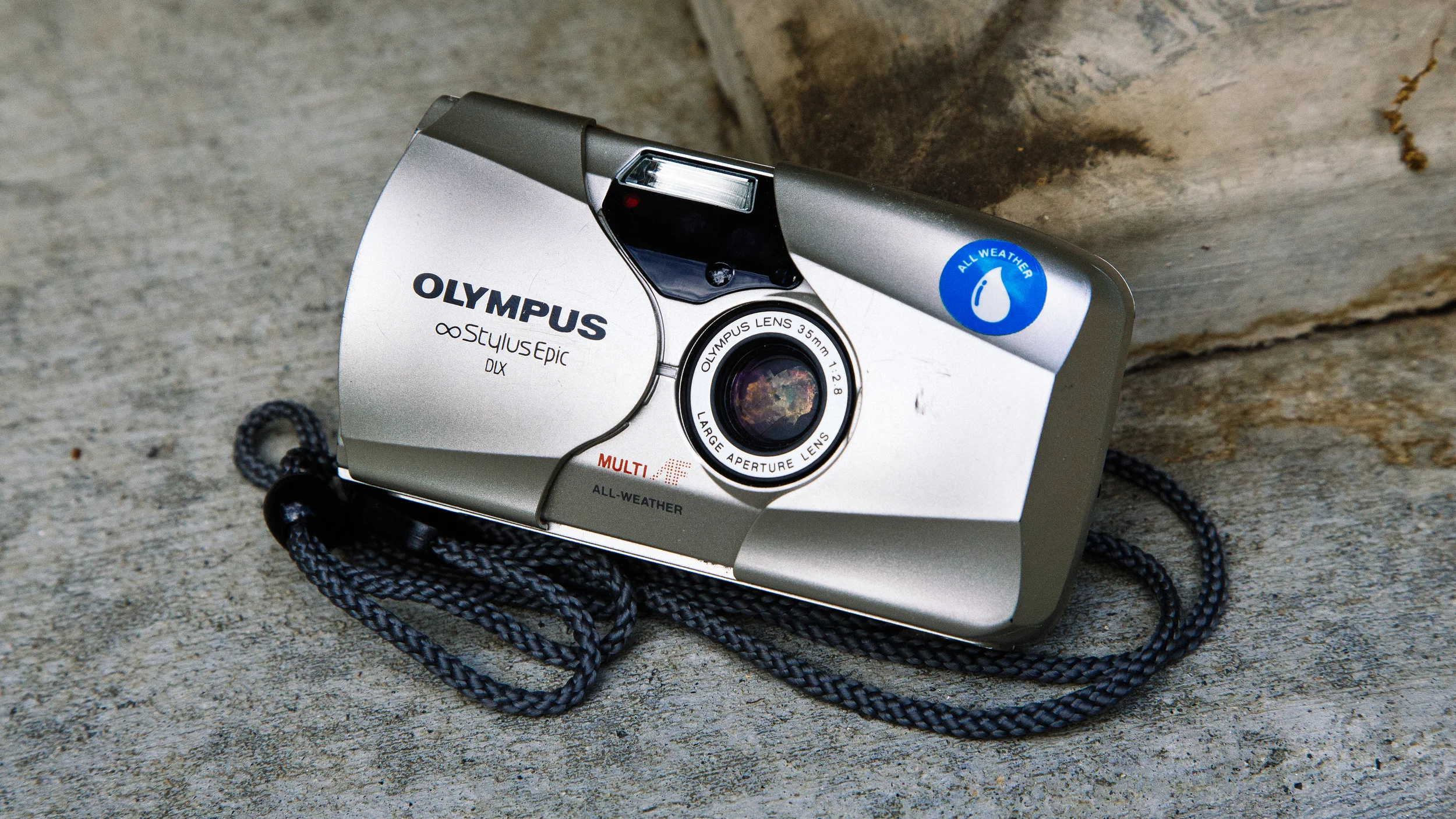 Olympus Stylus Epic DLX (Mju II) 2.jpg