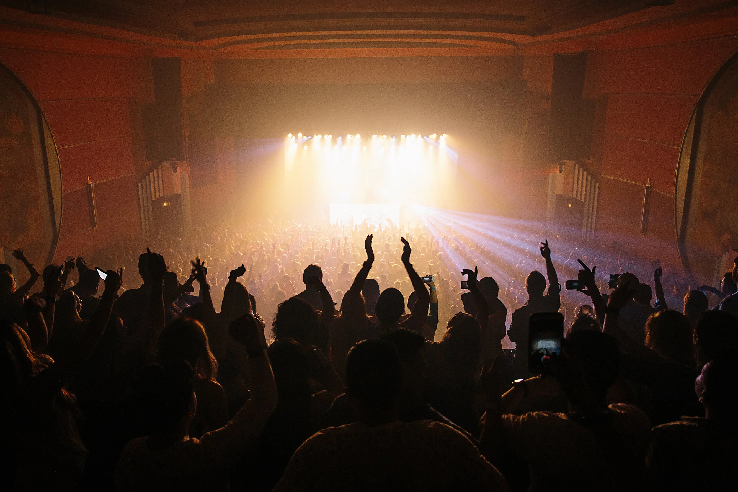 Chainsmokers Crowd 4.jpg