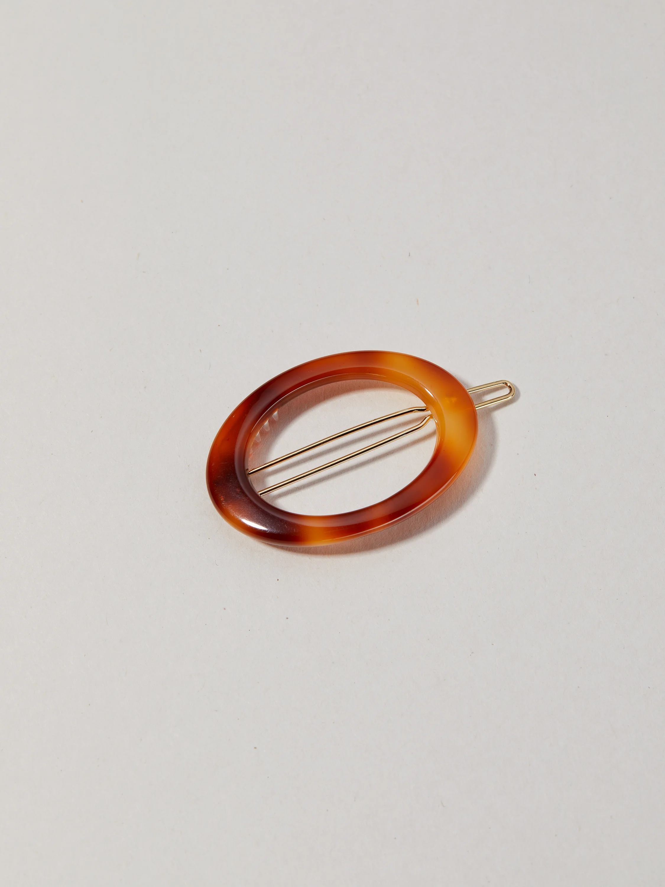 winden_Petite_Jess_Barrette_amber_w.jpg