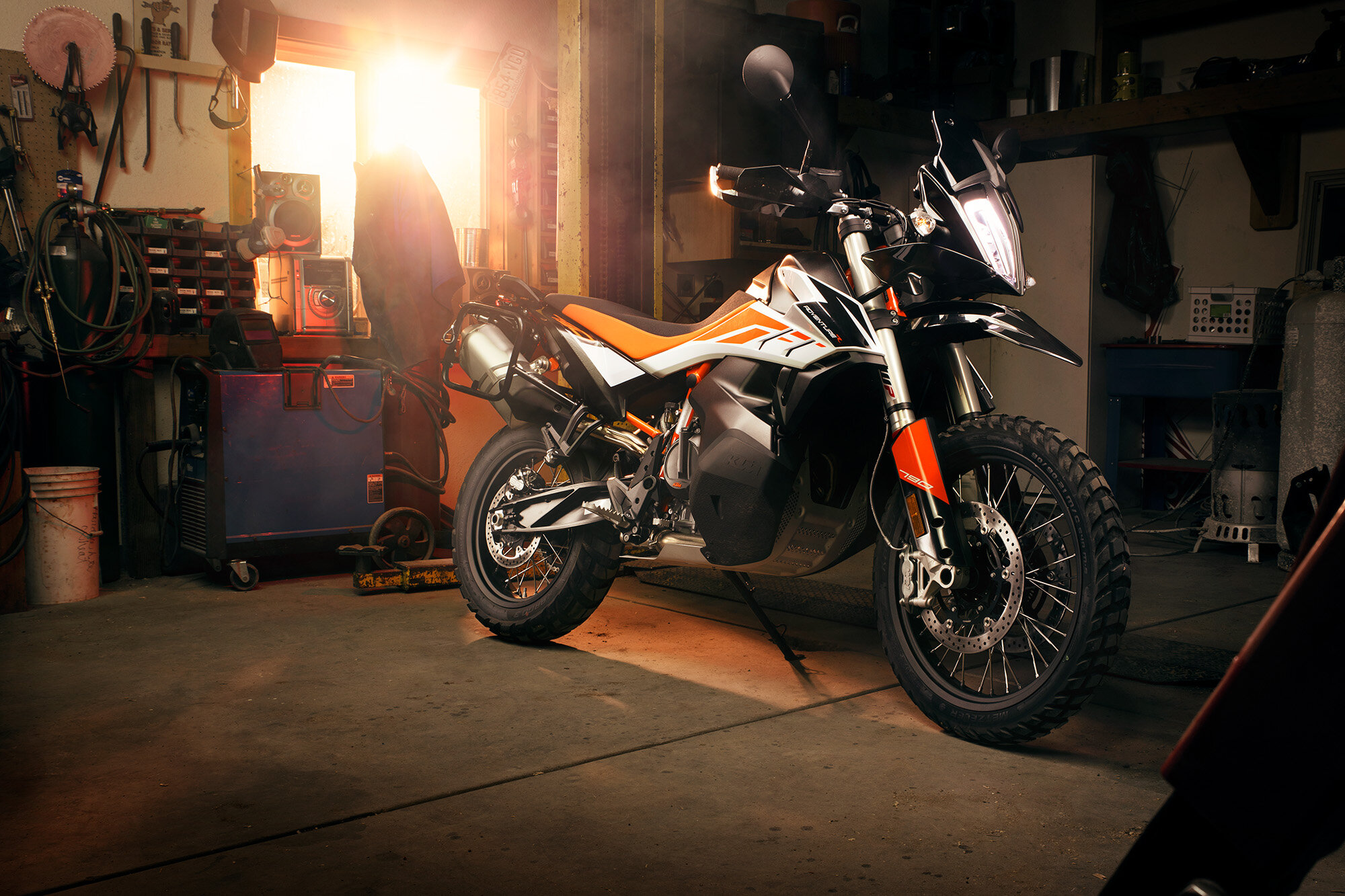 KTM790_AAvisuals_1_WEB.jpg