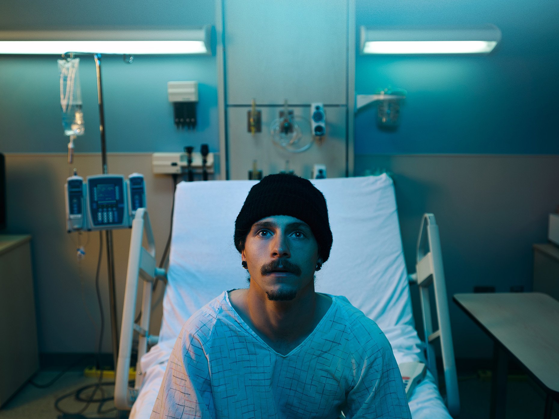 AaronAnderson_Portrait_Noah-Elliot_Olympian_Snowboarder_Hospital_03.jpg