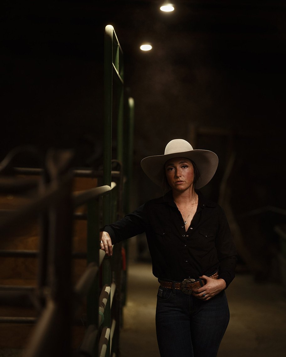 AaronAnderson_Portrait_Western_Cowgirl_82.jpg