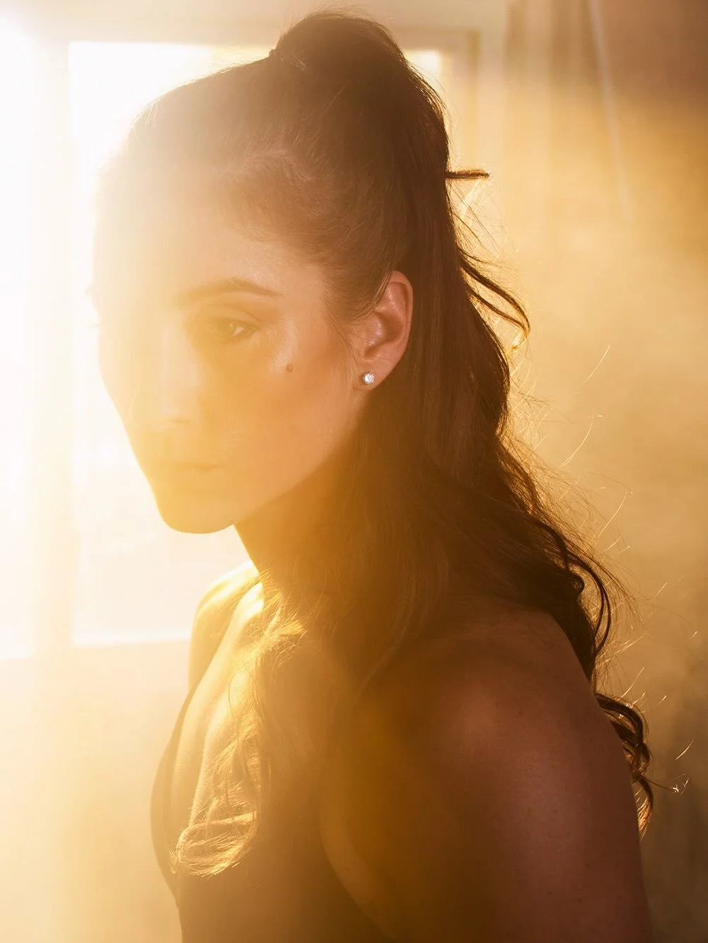 A little #tbt with the one and only @1moore_round 

We might be planning something&hellip;
.
.
.
@rosco_labs @tenbabags @photopolitic @everlast @puma @iso1200 @theportraitmasters #tbt #throwbackthursday #boxing👊 #defymediocracy #aaronandersonphoto #