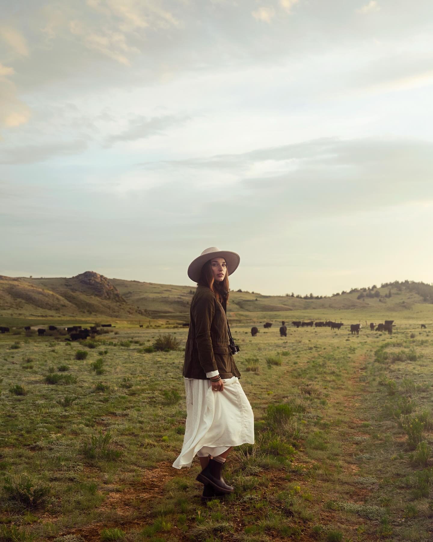 Throwing it back to the Colorado mountains with @janebydesign95 and @michaelloria9

Keep swiping for some BTS!

New work is on the way!

Huge thanks to her and everyone one the set that made these images possible!!
Director- @chrisleclerc 
DP - @mand