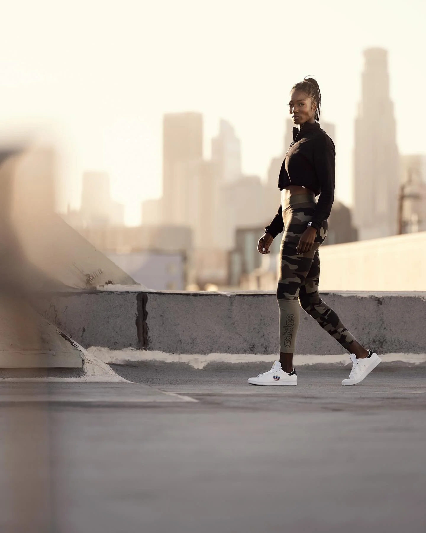 Did anybody else see @evowings on @beastgames??? 

Thought it would be a good #tbt from our time working together for @paritynow 😁
.
.
.
@tenbabags @rosco_labs @fujifilmx_us @amazonprime @adidasrunning #beastgames #defymediocracy #aaronandersonvisua