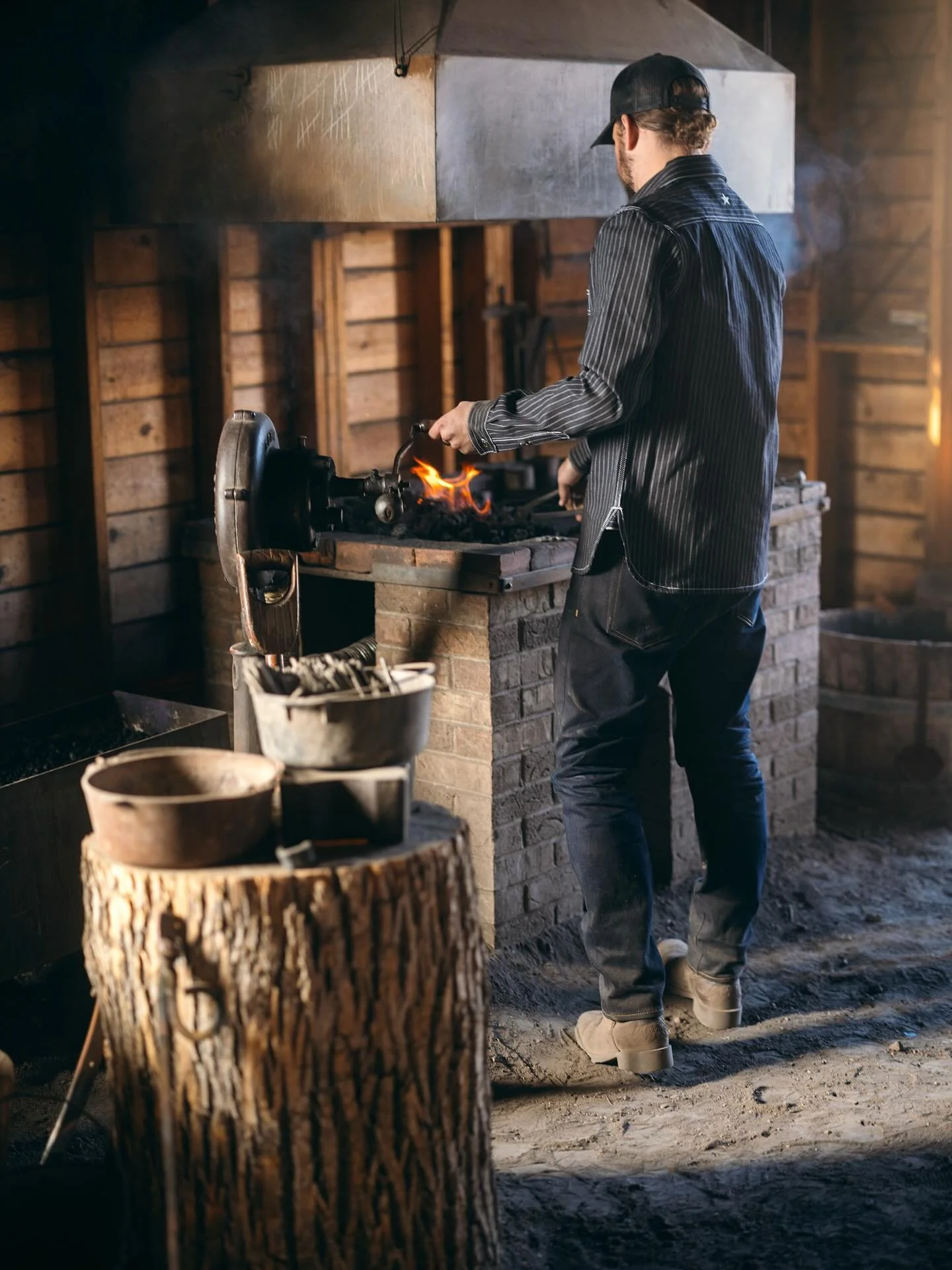 Here we go!! Dropping the literal 🔥 with @bravestarselvage! 

Huge thanks to the fam @rockledgeranchatgardenofgods for providing their incredible space.

Couldn&rsquo;t have done it without this crack squad of individuals:
Talent - @josephdeyerlegor