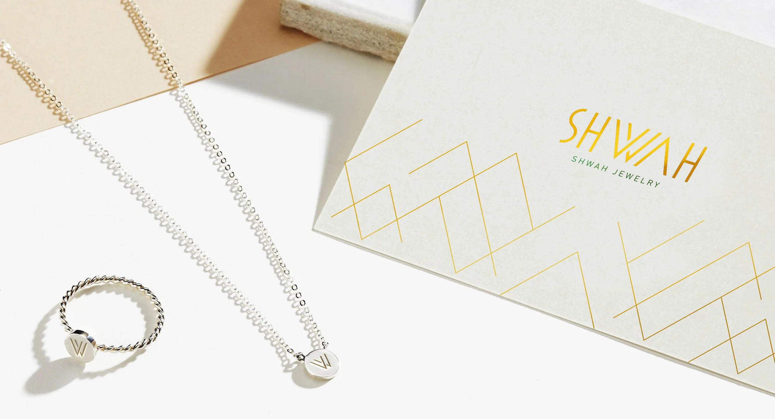 shwah_necklace_02.jpg