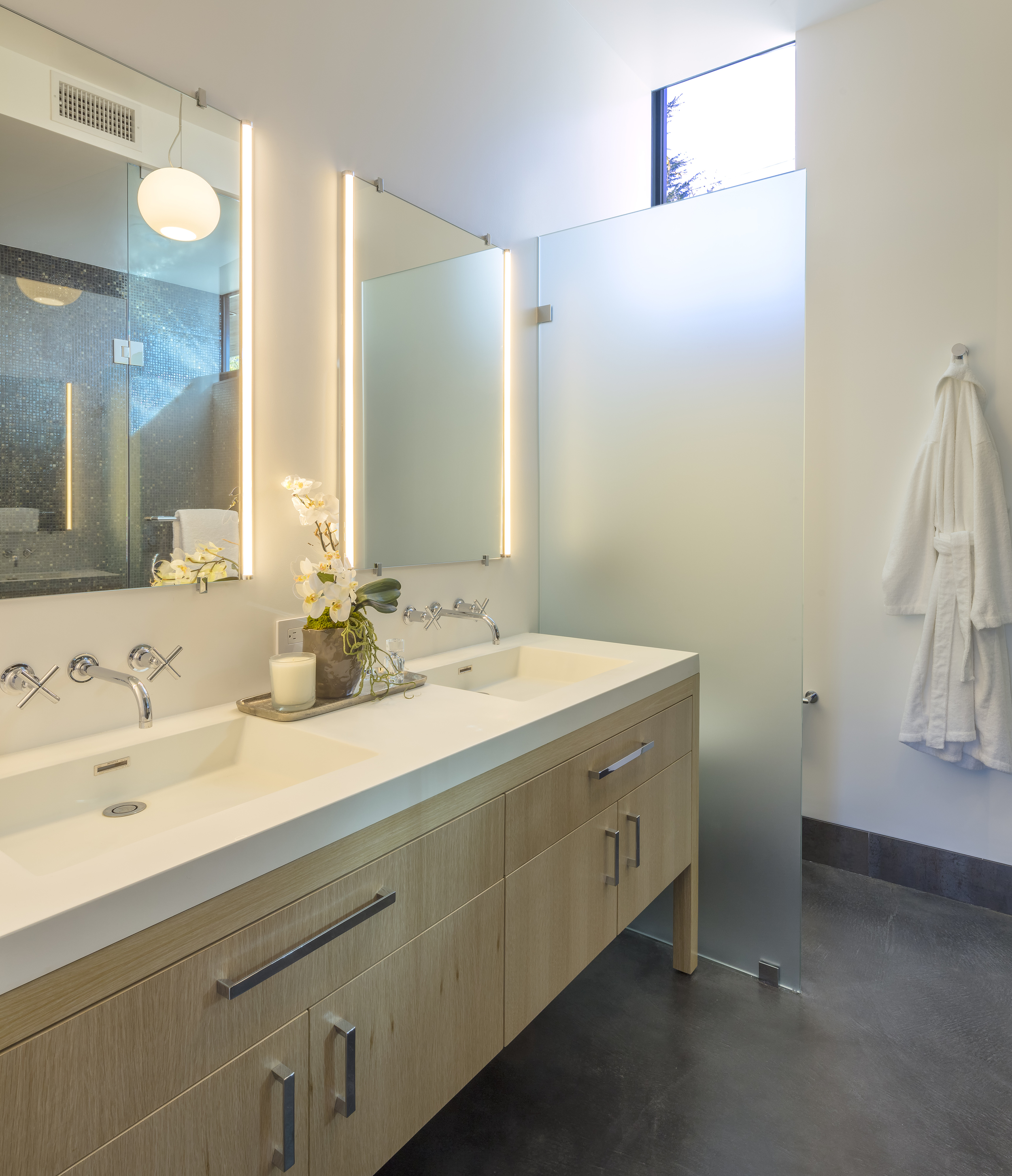 modern_home_interior_bathroom_napa (2).jpg