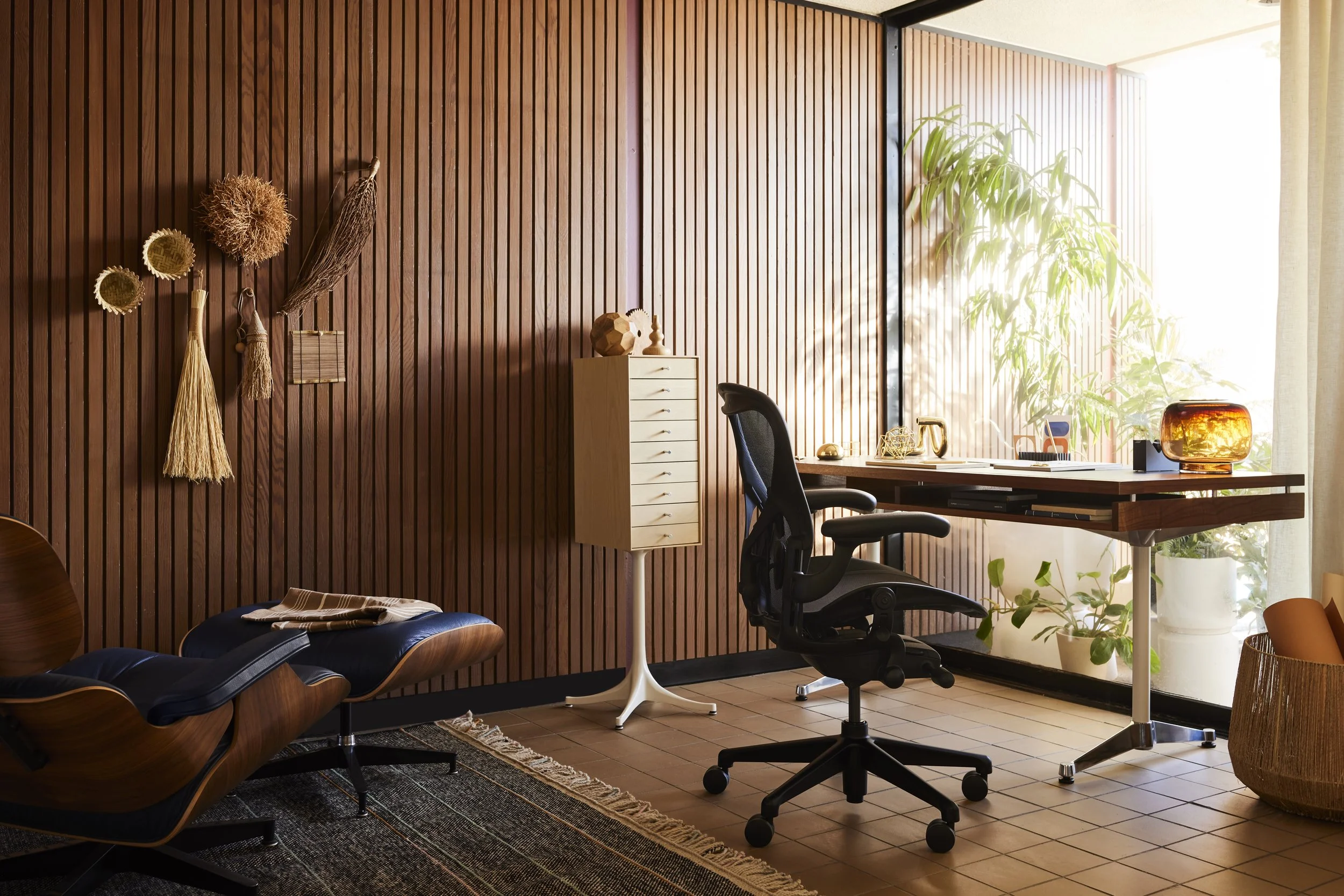 HermanMIllerRetailSpringD2 copy.jpg