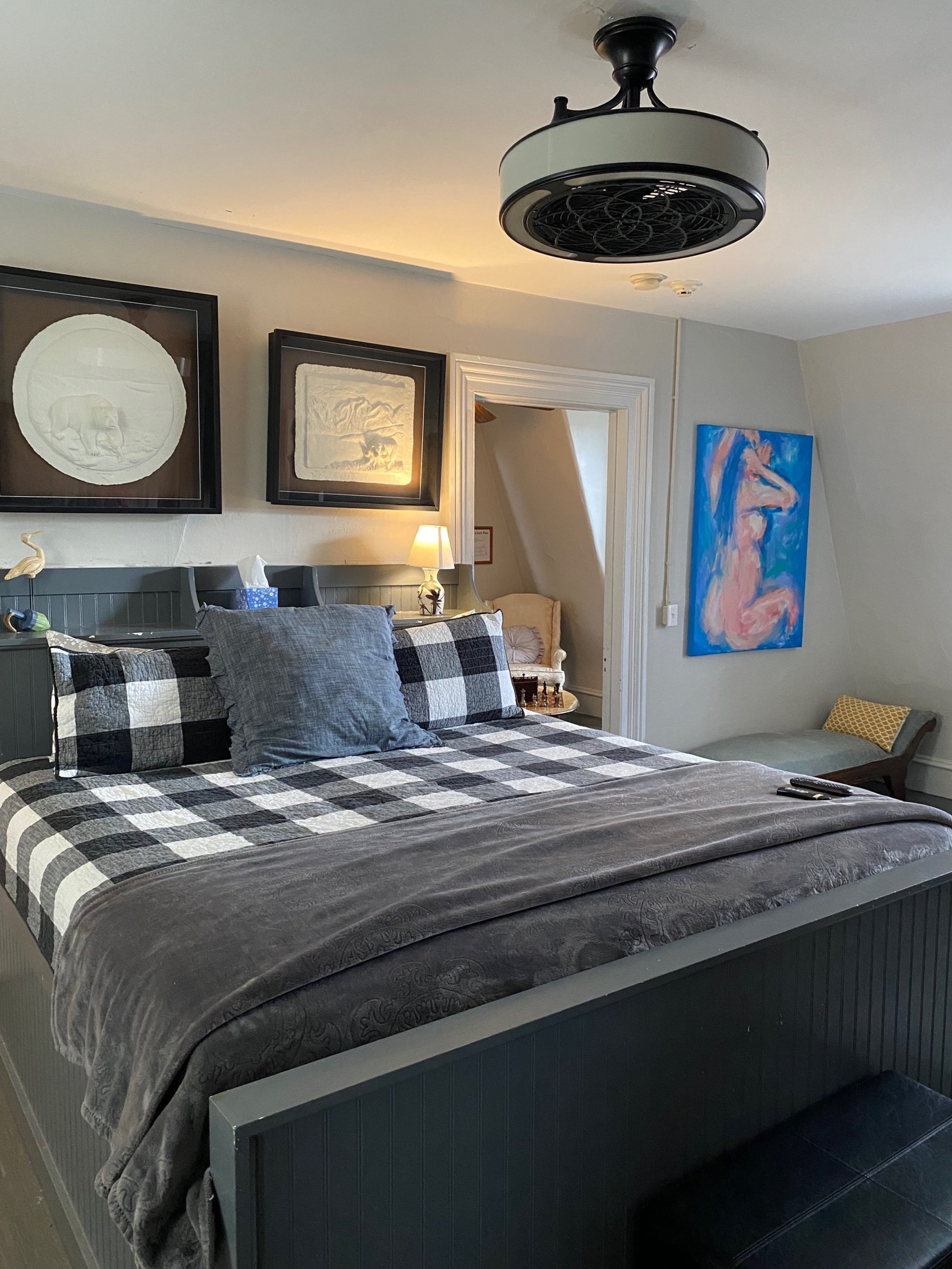 Captain's Quarters
