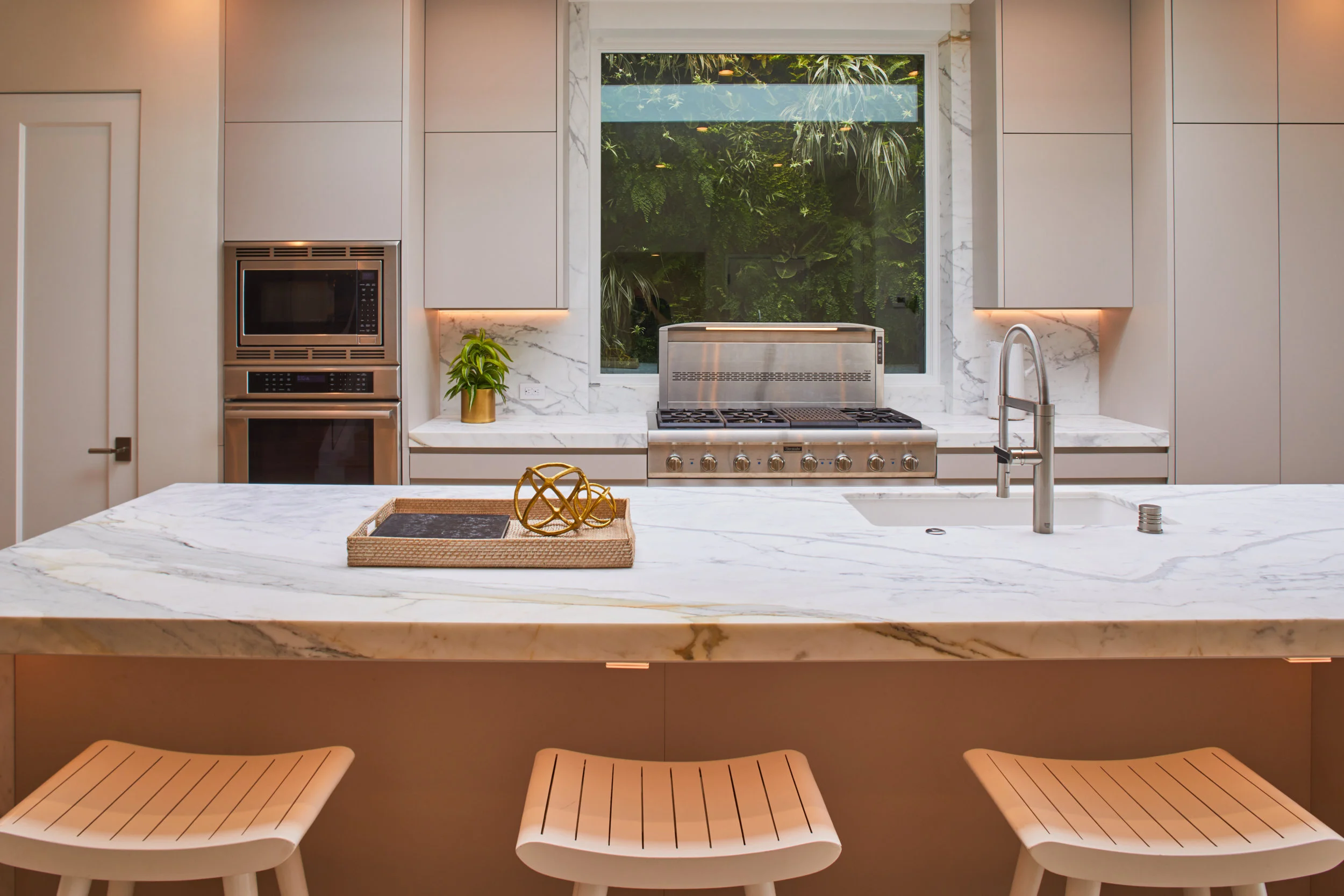 Greenwich SF House 7-24- 18 3307.jpg