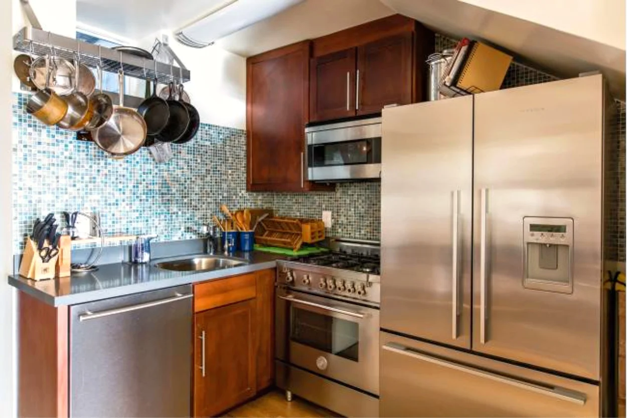 Slider - kitchen 2.jpg