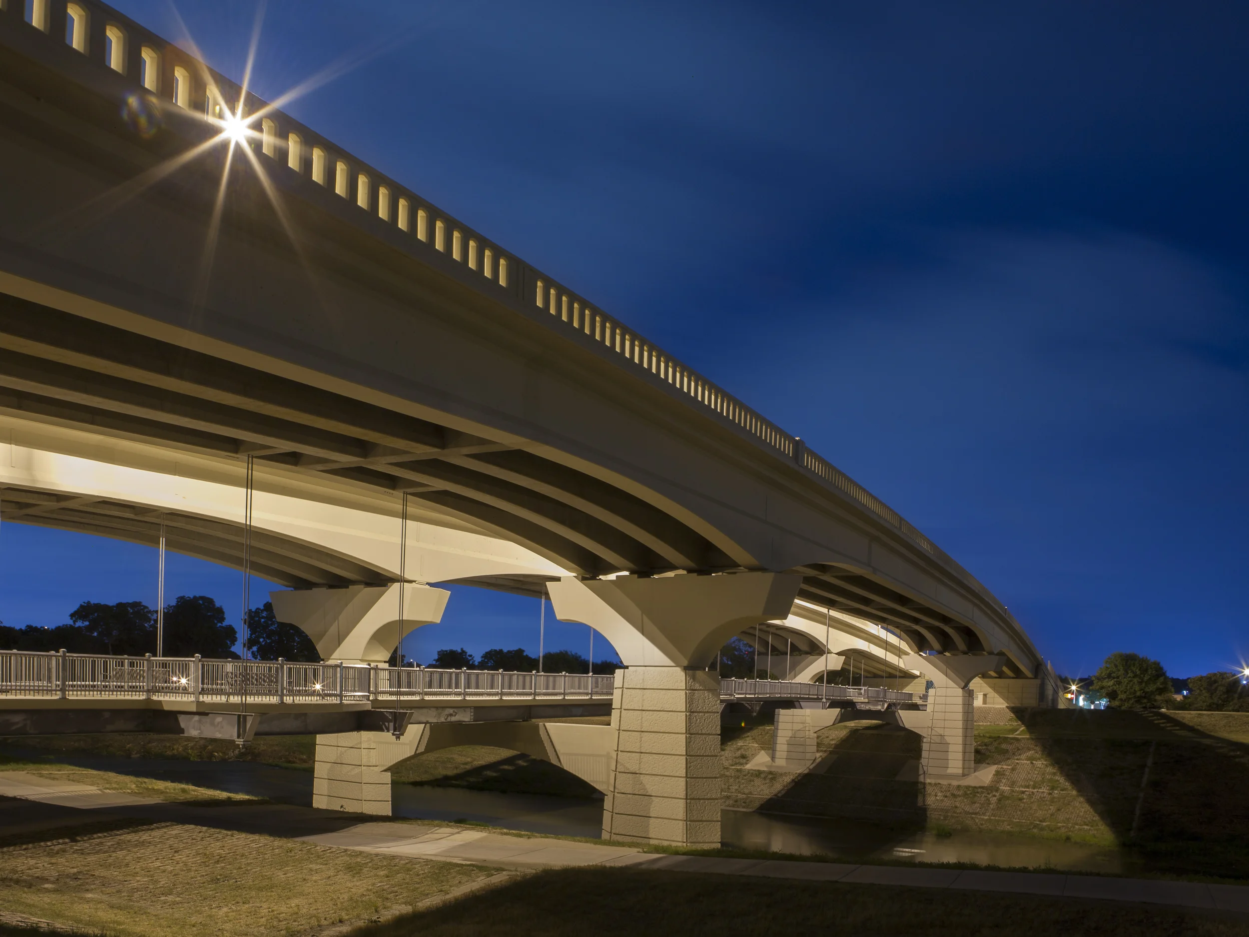 Clearfork Main Street Bridge in southwest Fort Worth, Texas, USA Copyright © Kipp Baker, All rights reserved.
