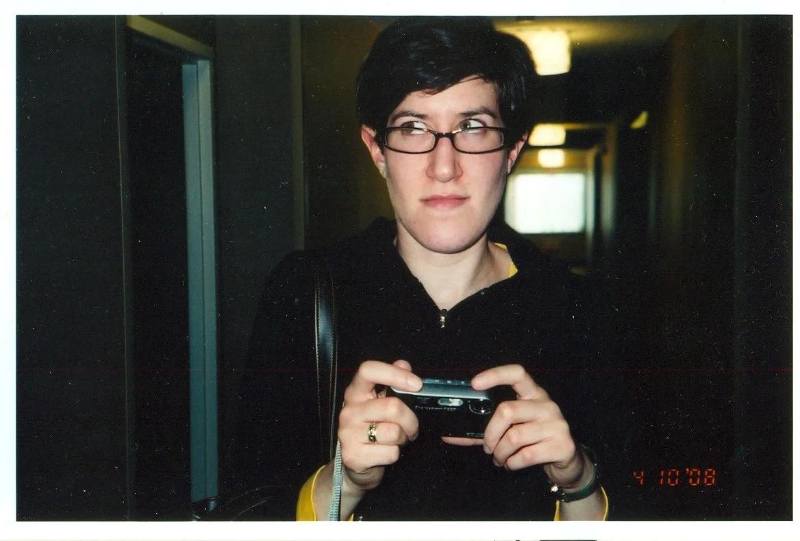 Dana, 2008