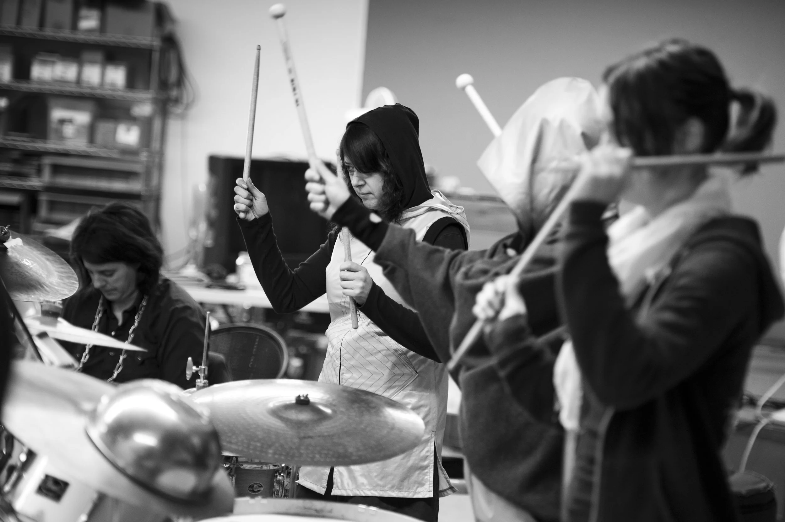 Marisa Anderson, Rachel Blumberg, sts & Heather Treadway. Photo: Martin Evans. 