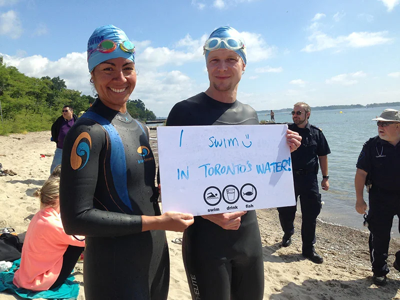Torontonians plunging in for the Toronto Island Lake Swim. (Photo: Lake Ontario Waterkeeper)