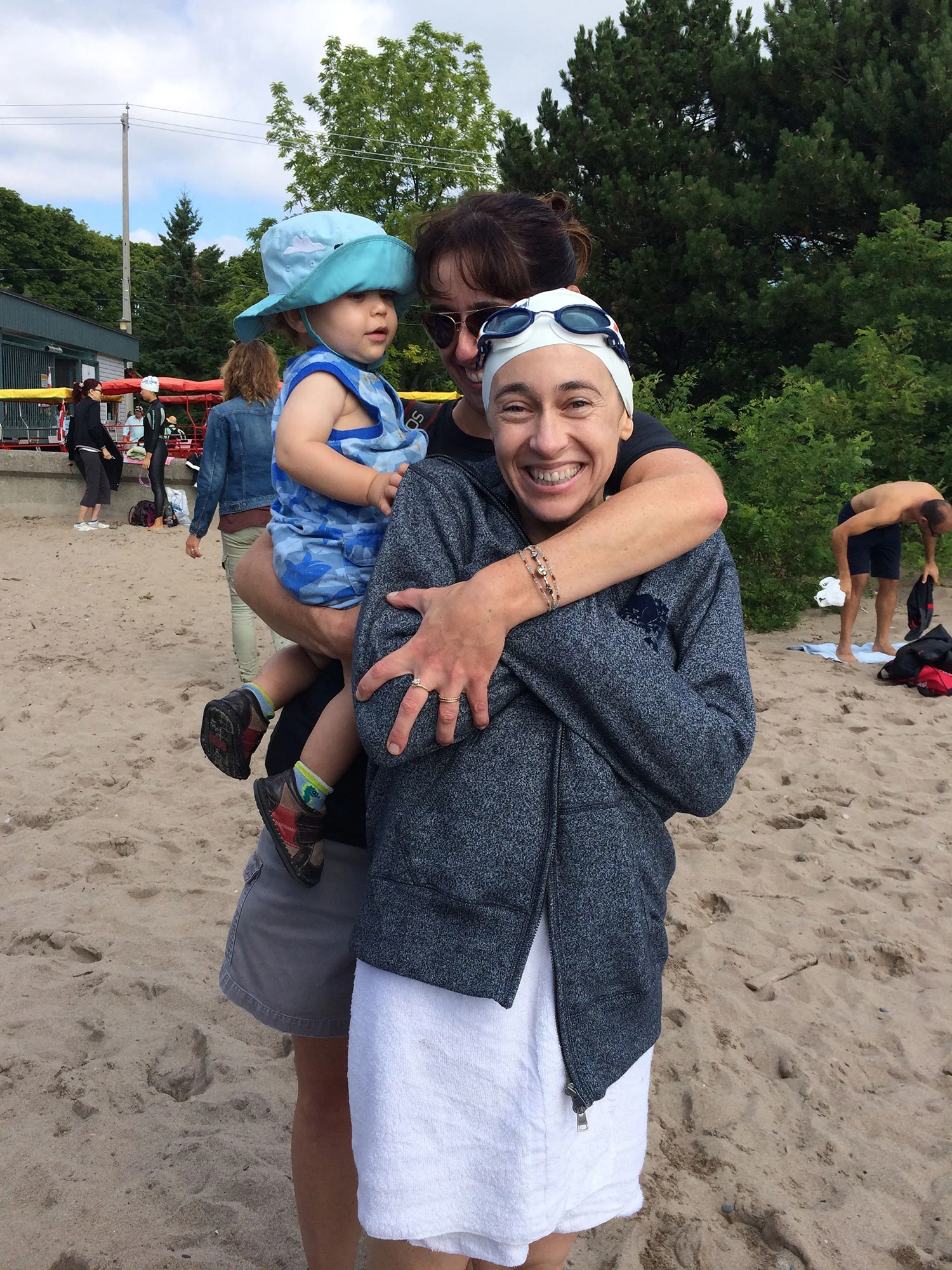 Suffering through the post-swim chills. (Photo via Lake Ontario Waterkeeper)