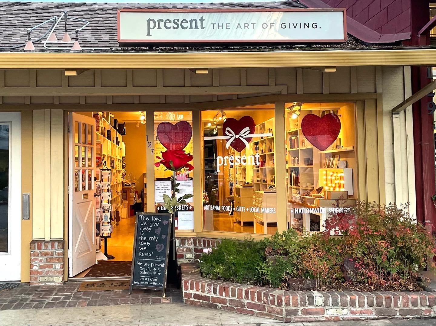 Present Gift Store for Unique Gifts, Gift Boxes and Gift Baskets