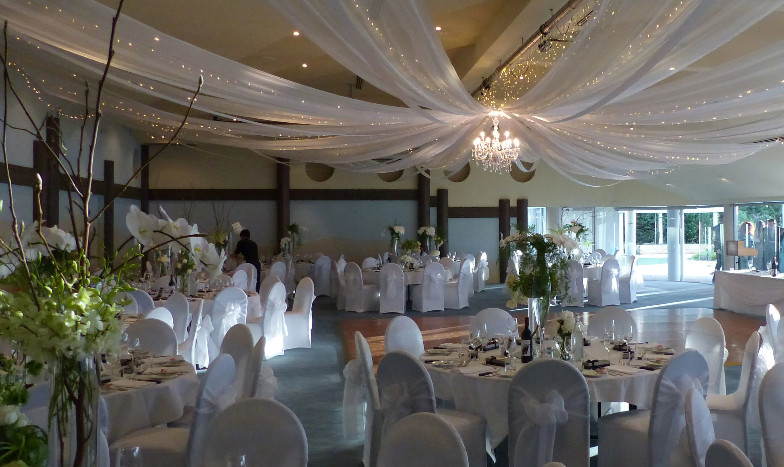 A beautiful classic white wedding.