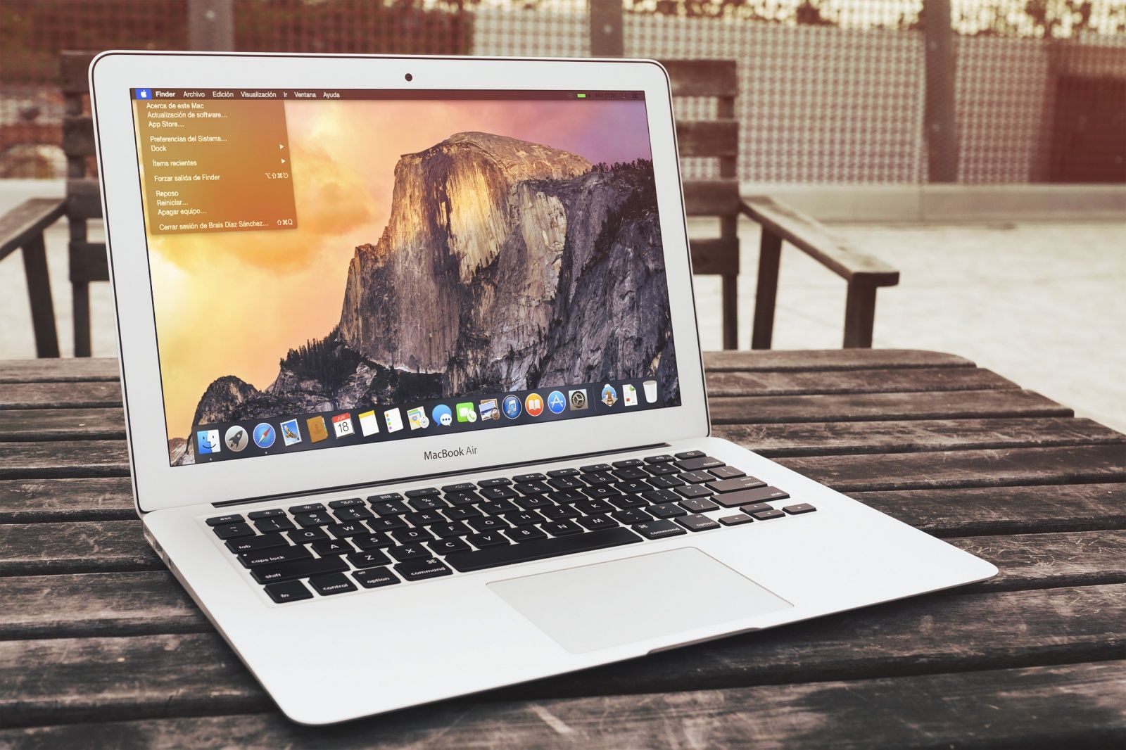 Apple's Mac OS X Yosemite 10.10.