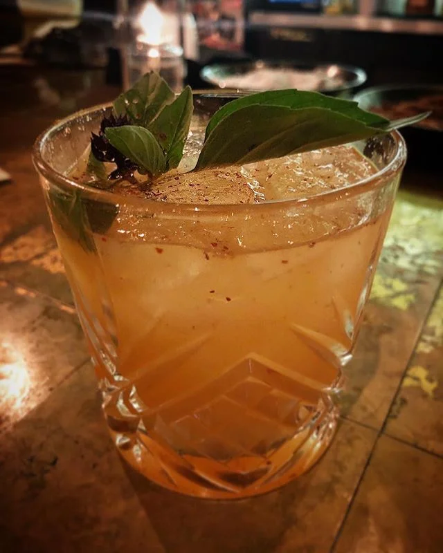 The #spicy #margarita at @wabivenice .
.
.
.
.
Find the recipe at: www.youtube.com/bestdrinkrecipes @eliahmountjoy @willwernick #bestdrinkrecipes #cocktail #bartend #cocktails #mixology #drinks #happyhour #shake #oldfashioned #martini #bourbon #vodka #gin #classic #bartender #bitters #libation #bar #whiskey #martini #martinis #craft #craftcocktail #akashi #ardbeg