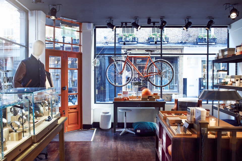 shinola-london-store-2014-01-960x640.jpg