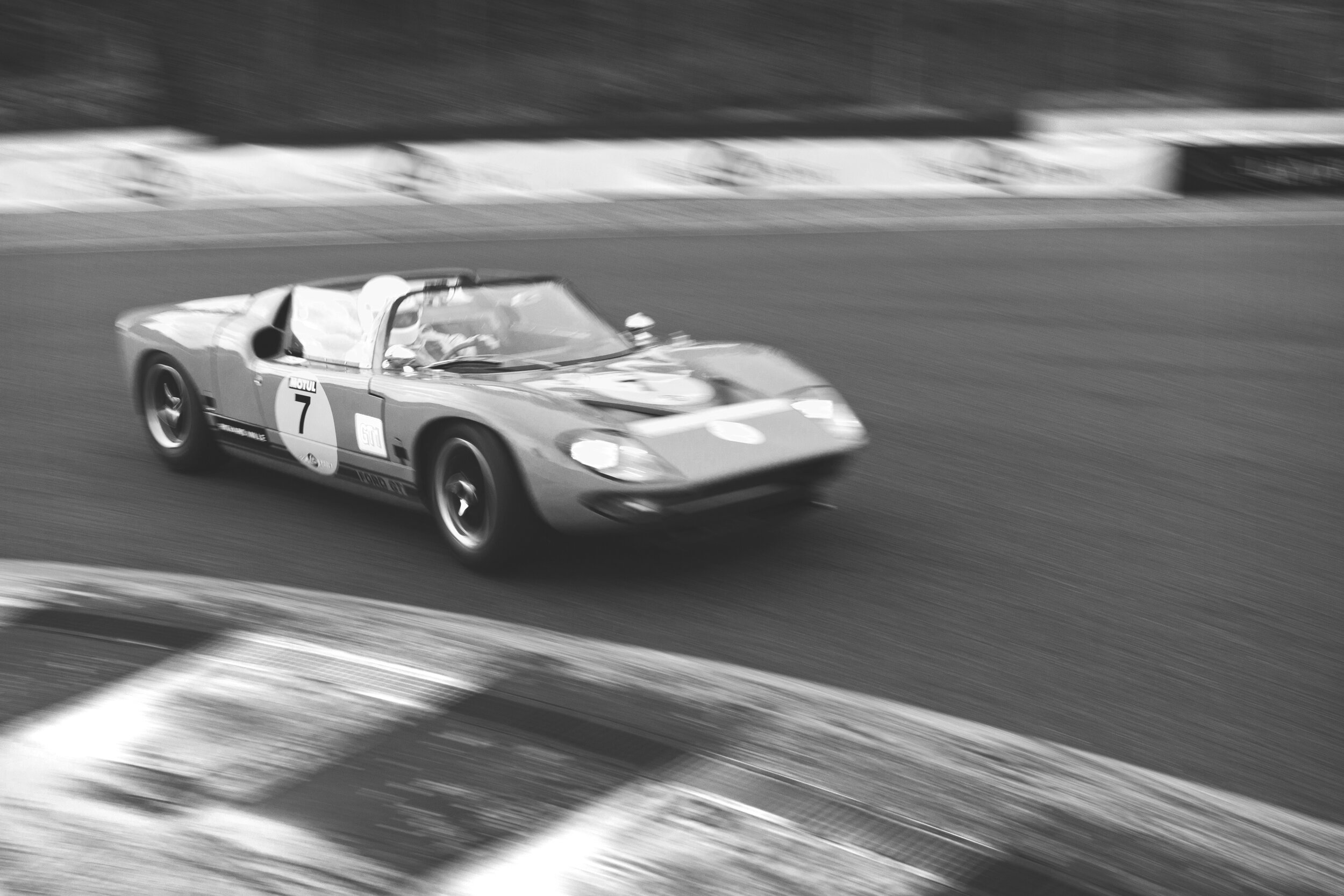 SPA CLASSIC-14BW.jpg