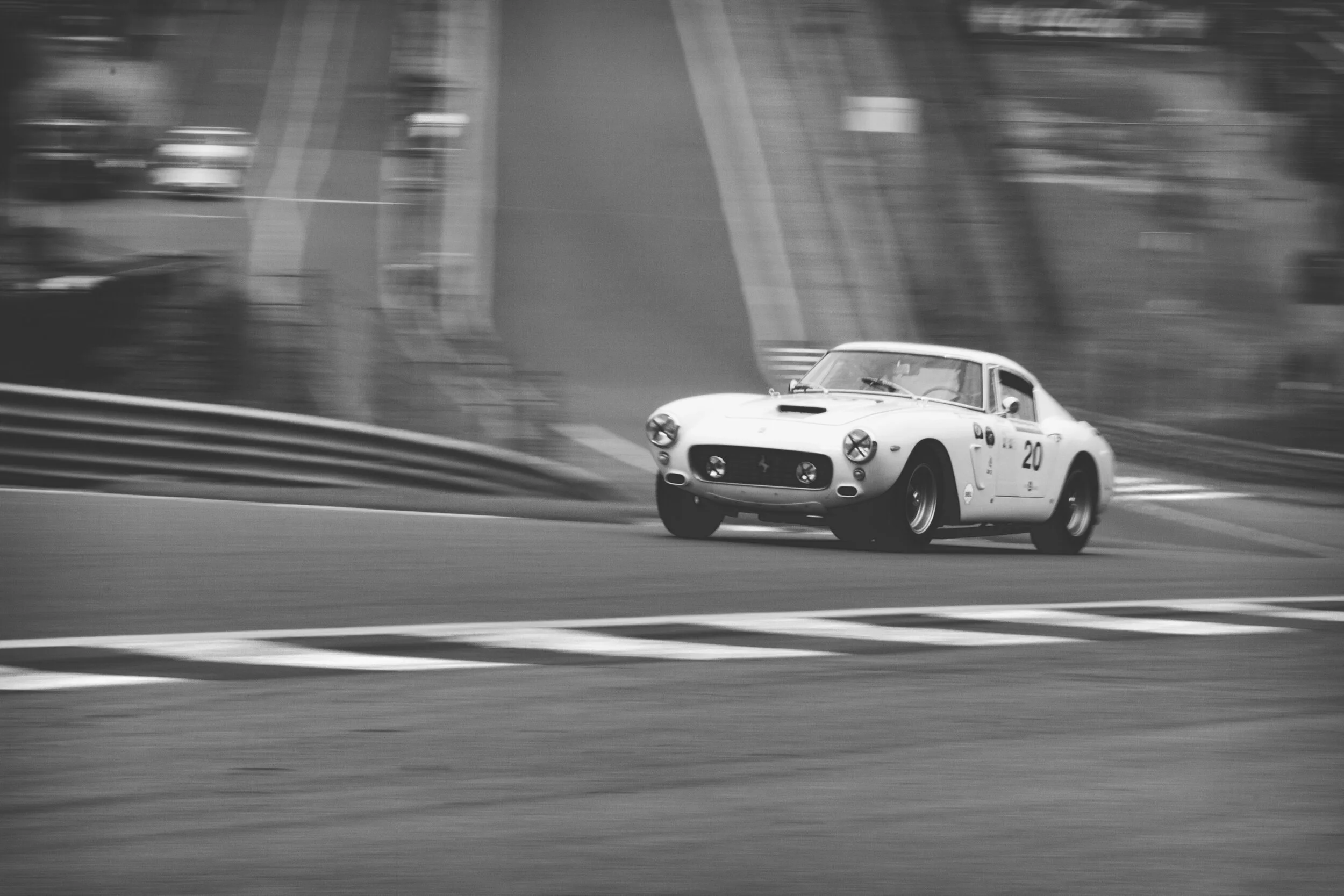 SPA CLASSIC-13BW.jpg